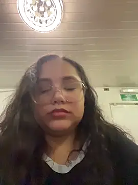 CurlyGirl 1 online show from 11.14.25