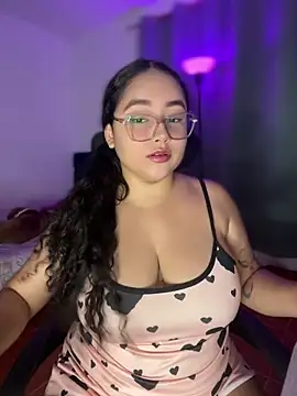 CurlyGirl 1 online show from 04.17.26