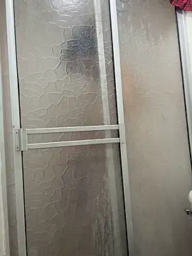 Snapshot of SheraHadee chatting on 10.04.25 SheraHadee online show from 10.04.25