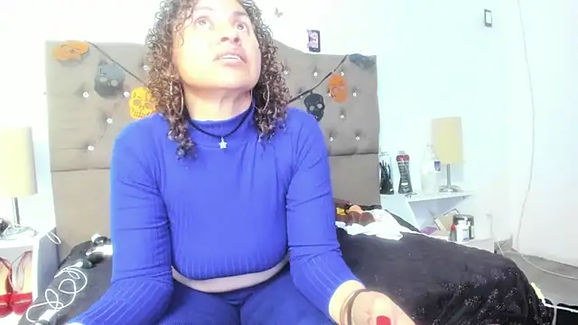 Snapshot of SheraHadee chatting on 11.03.25 SheraHadee online show from 11.03.25