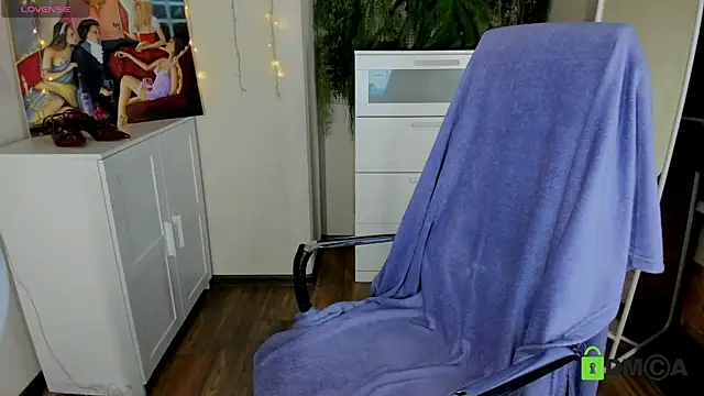 Melissa Wells online show from 10.21.25