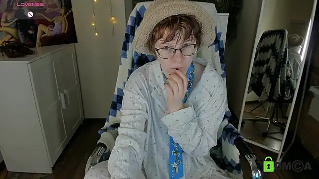 Melissa Wells online show from 11.07.25