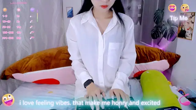 Ly   online show from 03.18.26