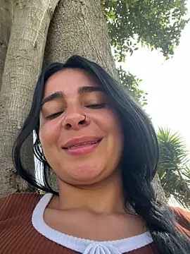 Meganmilk1 online show from 11.04.25