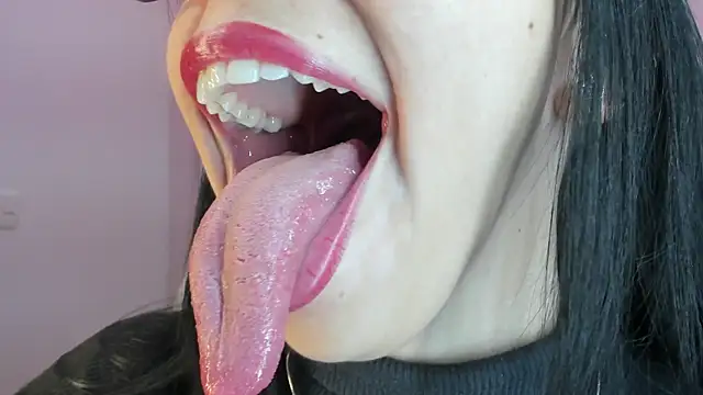 Katty mouth online show from 04.15.26