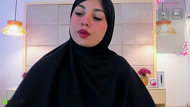 Snapshot of _anjum_ chatting on 01.21.25 anjum online show from 01.21.25