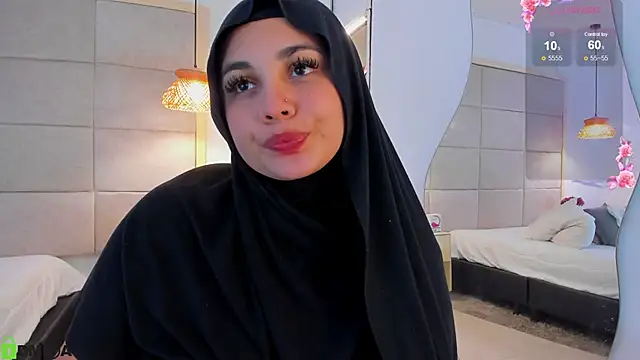 Snapshot of _anjum_ chatting on 02.24.25 anjum online show from 02.24.25