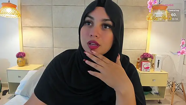 Snapshot of _anjum_ chatting on 09.16.25 anjum online show from 09.16.25