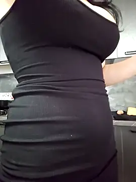 Snapshot of AnaFoxxy chatting on 10.18.25 AnaFoxxy online show from 10.18.25