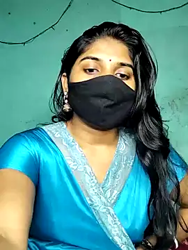 Snapshot of Luv_Adite20 chatting on 01.29.25 Luv Adite20 online show from 01.29.25