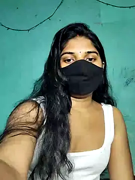 Snapshot of Luv_Adite20 chatting on 02.02.25 Luv Adite20 online show from 02.02.25