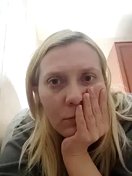 LeraSweet online show from 10.05.25