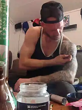 eltoulou online show from 02.07.25