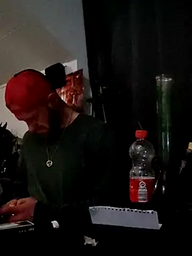 eltoulou online show from 02.18.25