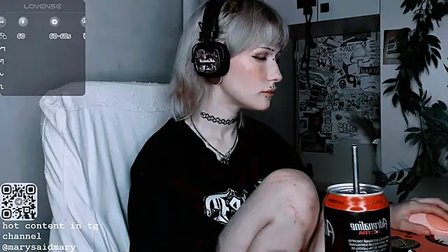 Snapshot of say_mary chatting on 10.13.25 say mary online show from 10.13.25