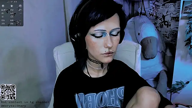 Snapshot of say_mary chatting on 10.30.25 say mary online show from 10.30.25