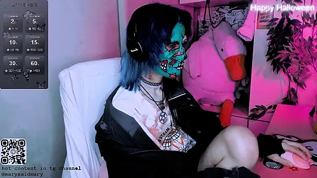 Snapshot of say_mary chatting on 10.31.25 say mary online show from 10.31.25