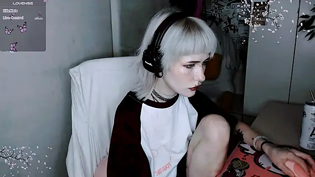 Snapshot of say_mary chatting on 11.09.25 say mary online show from 11.09.25