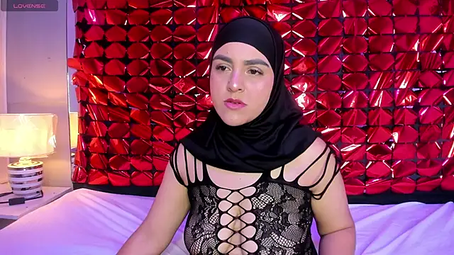 Snapshot of Nahid_Jaziri1 chatting on 02.13.26 Nahid Jaziri1 online show from 02.13.26