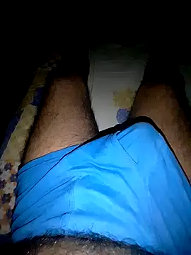Snapshot of workoutsaurabh chatting on 03.04.25 workoutsaurabh online show from 03.04.25