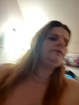 BeckiTooSweet online show from 01.24.25
