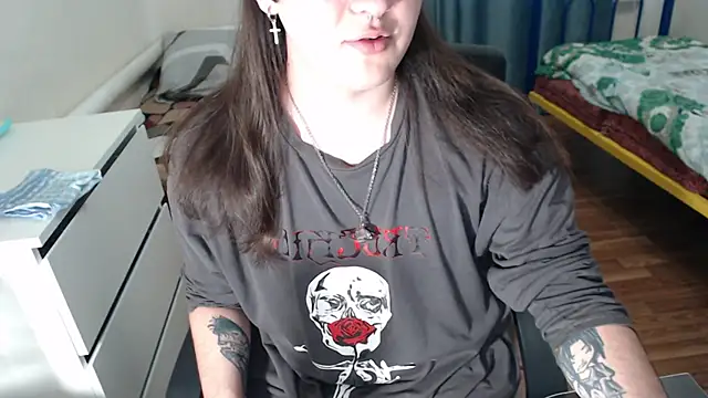 EvaMiron online show from 10.15.25