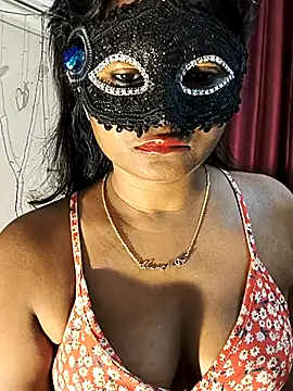 FANTASY QUEEN 07 online show from 11.24.25