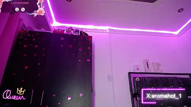 emma hoot1 online show from 03.08.26