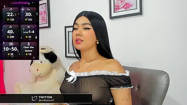 Snapshot of ashliekitty__011 chatting on 10.24.25 ashliekitty 011 online show from 10.24.25