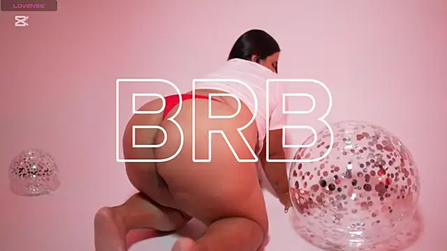 natalia curvy1 online show from 12.28.24