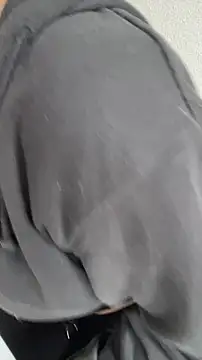 Snapshot of kinkygirl420x chatting on 10.17.25 kinkygirl420x online show from 10.17.25