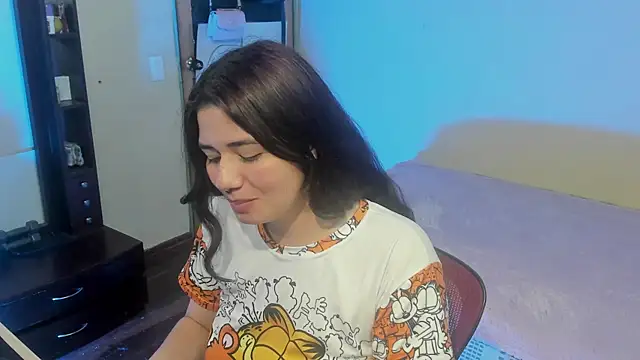 Snapshot of Amywhitexxxd chatting on 01.06.25 Amywhitexxxd online show from 01.06.25