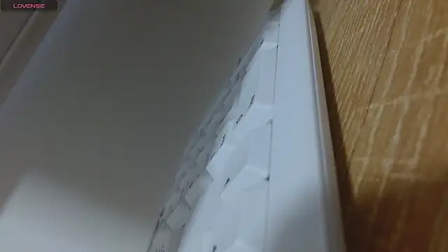 genesis moretz online show from 02.18.26