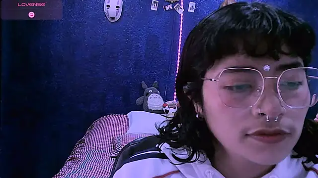 NinaYellow online show from 01.08.26