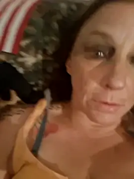 Everlyrose27 online show from 12.19.25