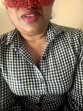 Shasha X online show from 11.25.25