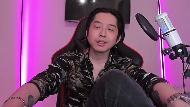 Snapshot of wexlee7 chatting on 10.04.25 wexlee7 online show from 10.04.25