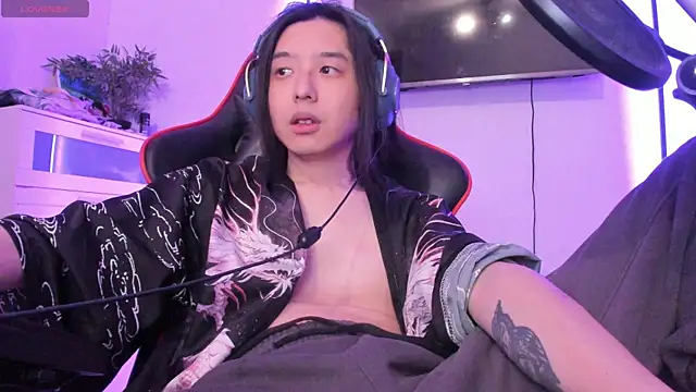 Snapshot of wexlee7 chatting on 11.04.25 wexlee7 online show from 11.04.25