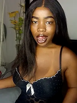 Snapshot of rosey_cheeks chatting on 10.03.25 rosey cheeks online show from 10.03.25