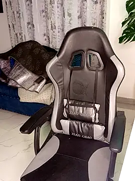 Snapshot of rosey_cheeks chatting on 10.23.25 rosey cheeks online show from 10.23.25