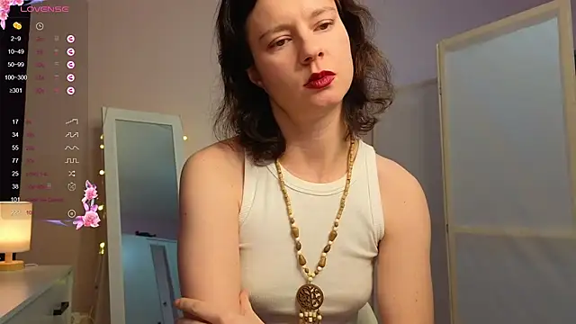 Snapshot of Dana_Magicall chatting on 02.19.25 Dana Magicall online show from 02.19.25