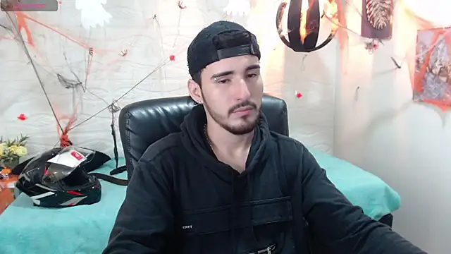 DmitriSanders online show from 12.04.24