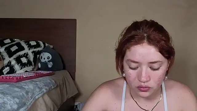 Snapshot of Ivanna_Diamon chatting on 02.22.26 Ivanna Diamon online show from 02.22.26