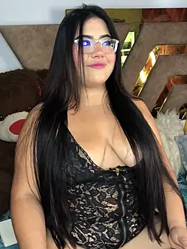 Snapshot of naatashamendozaa chatting on 02.21.26 naatashamendozaa online show from 02.21.26