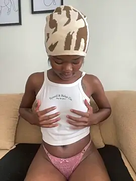 Snapshot of Grusha19 chatting on 10.26.25 Grusha19 online show from 10.26.25