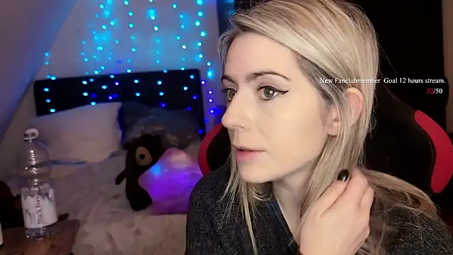 Lisaonthemoon online show from 03.16.26