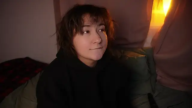 Snapshot of Megan__Hart chatting on 04.26.26 Megan Hart online show from 04.26.26