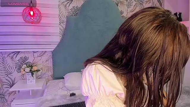 bellaa becca online show from 02.04.25