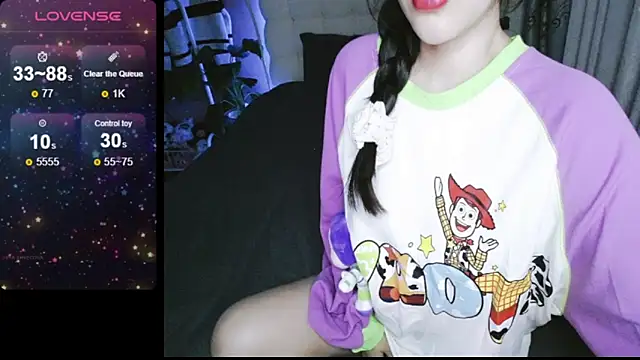  Viviann  online show from 12.18.24