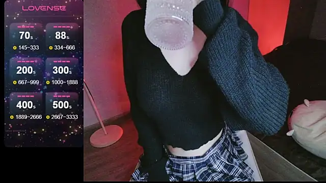  Viviann  online show from 03.10.25